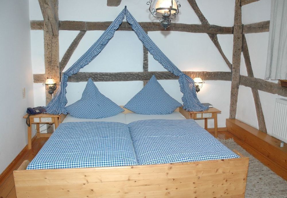 Landhaus Zum Falken Tauberzell ภายนอก รูปภาพ